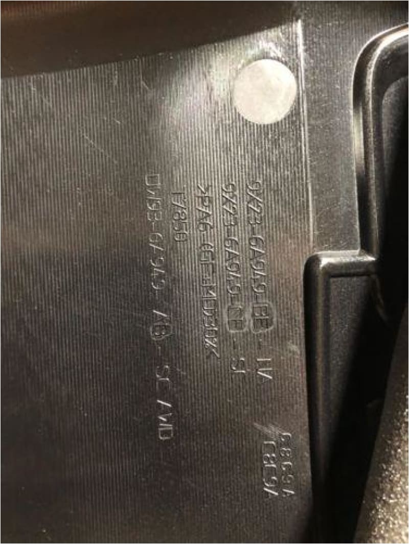 Genuine Jaguar XJ 3.0.Supercharged Engine Cover C2D49196 DW936A949AC Jaguar