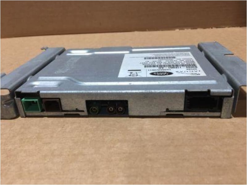 Genuine Jaguar XJ Electronic control module rear TV C2D20856 BW9311E001AD Jaguar