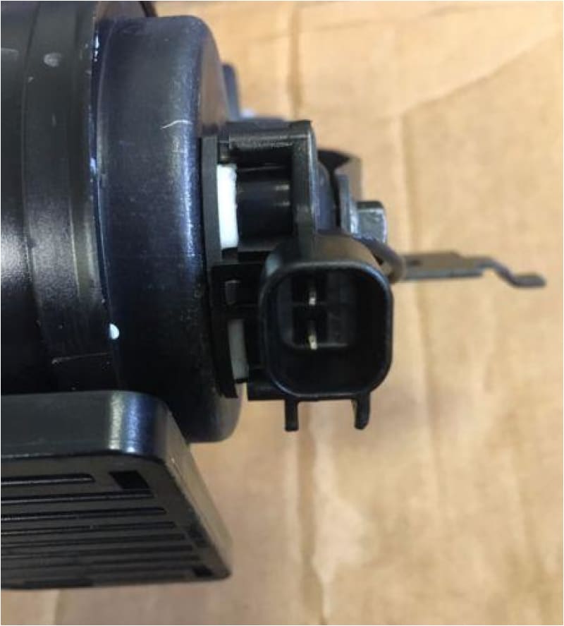 Genuine Jaguar XJ Horn C2D4633 AW9313A803AB Jaguar