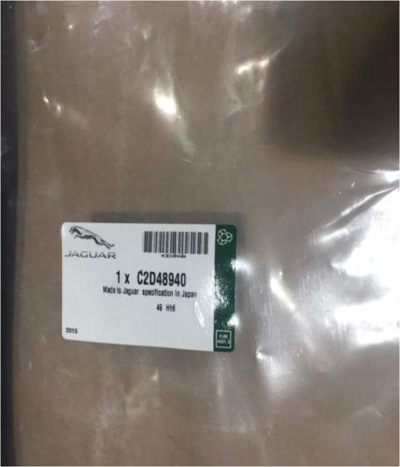 Jaguar XJ SWB RHR Glass run channel C2D48940 Jaguar