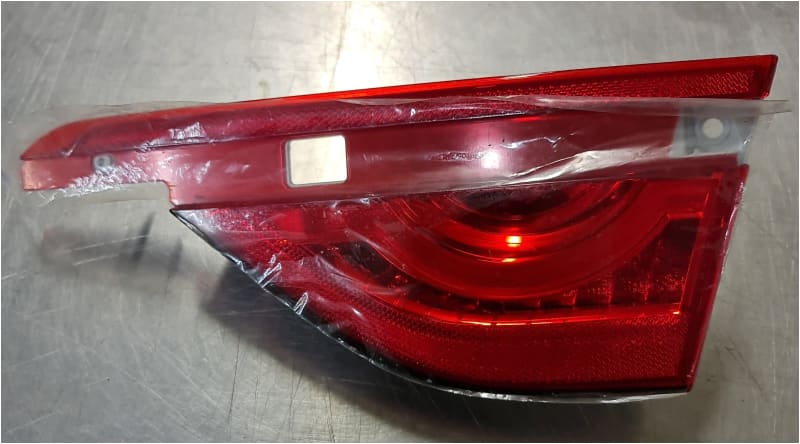 Jaguar XF Rear Tailgate Light X260 Right Side T2H18979 GX6315K272AF Norfolk Prestige Car Parts UK Ltd