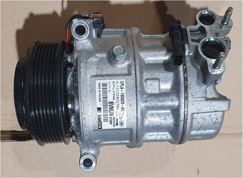 Genuine Jaguar XJ Compressor 5.0 Petrol C2D45382 CPLA19D629BD Jaguar