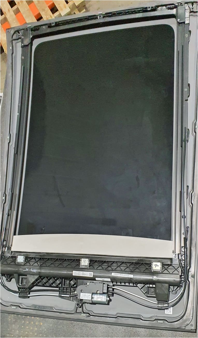 Jaguar XF Sportbrake Sunroof Panoramic 2016>on Norfolk Prestige Car Parts UK Ltd