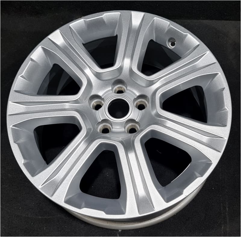 Range Rover Evoque 18" Alloy wheels LR084671 GJ321007AB Norfolk Prestige Car Parts UK Ltd