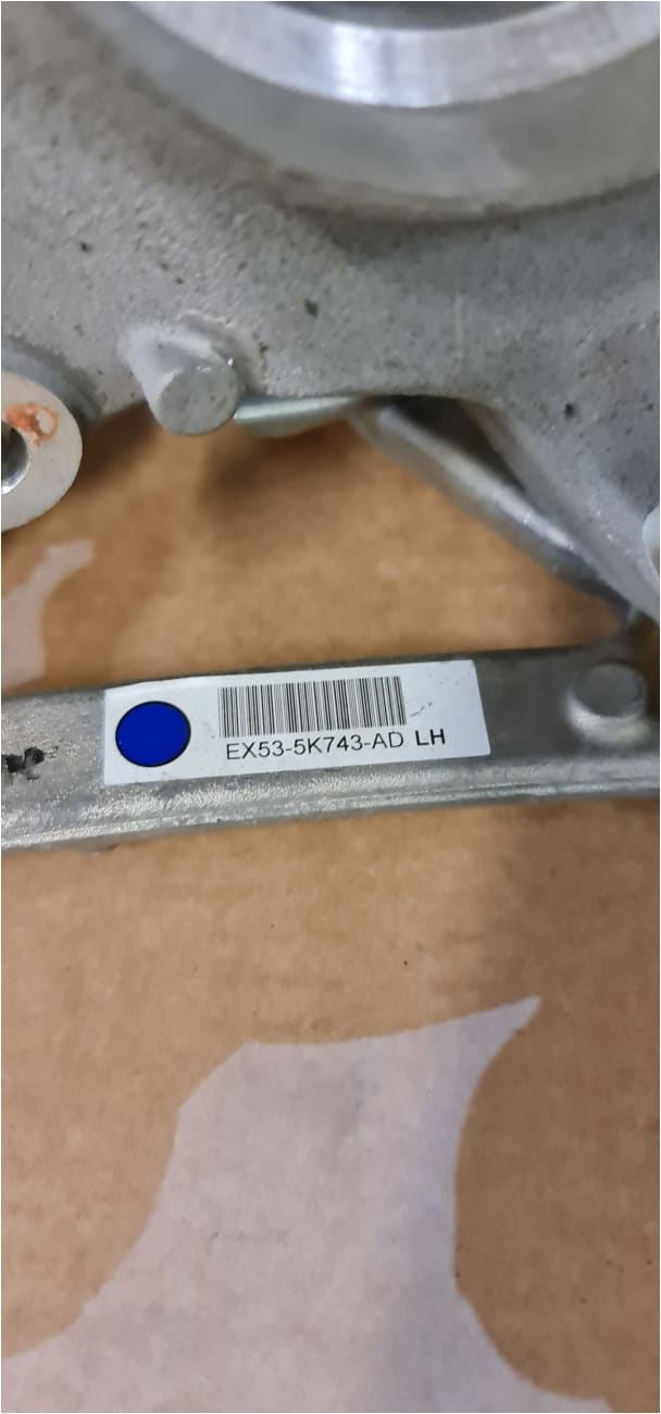 Genuine Jaguar XK Hub Carrier Kit LH Rear 2006-2014 EX535A971AC T2R4224 Jaguar