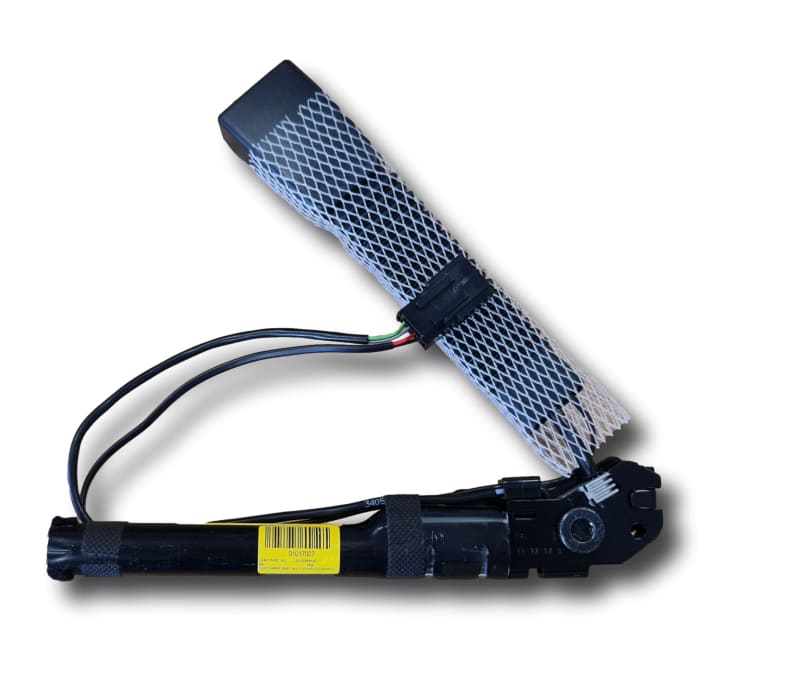 Genuine Jaguar XF Seat Belt Pretensioner Drivers Front C2P19825 CX2361202AA8PVJ Jaguar