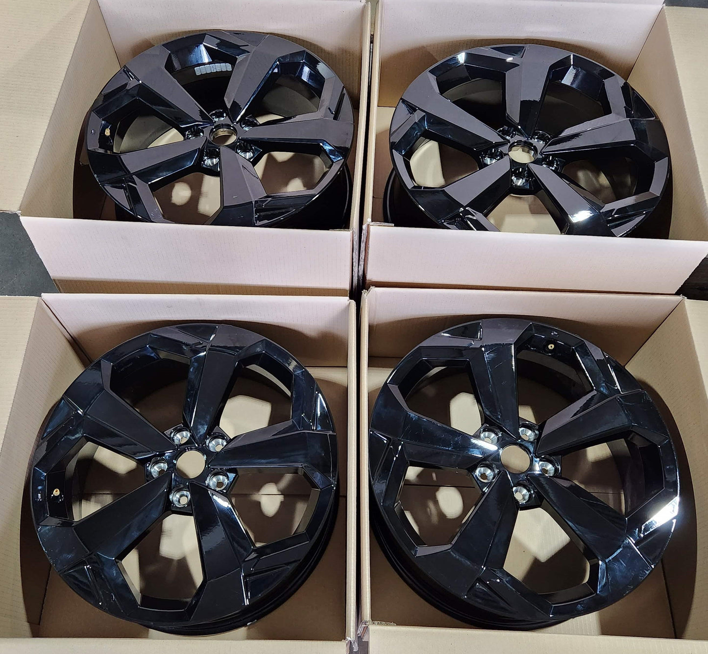Nissan Juke 19’’ Alloy Wheels Gloss Black Set Of 4 7.5J 35 2021My 6Pa8B