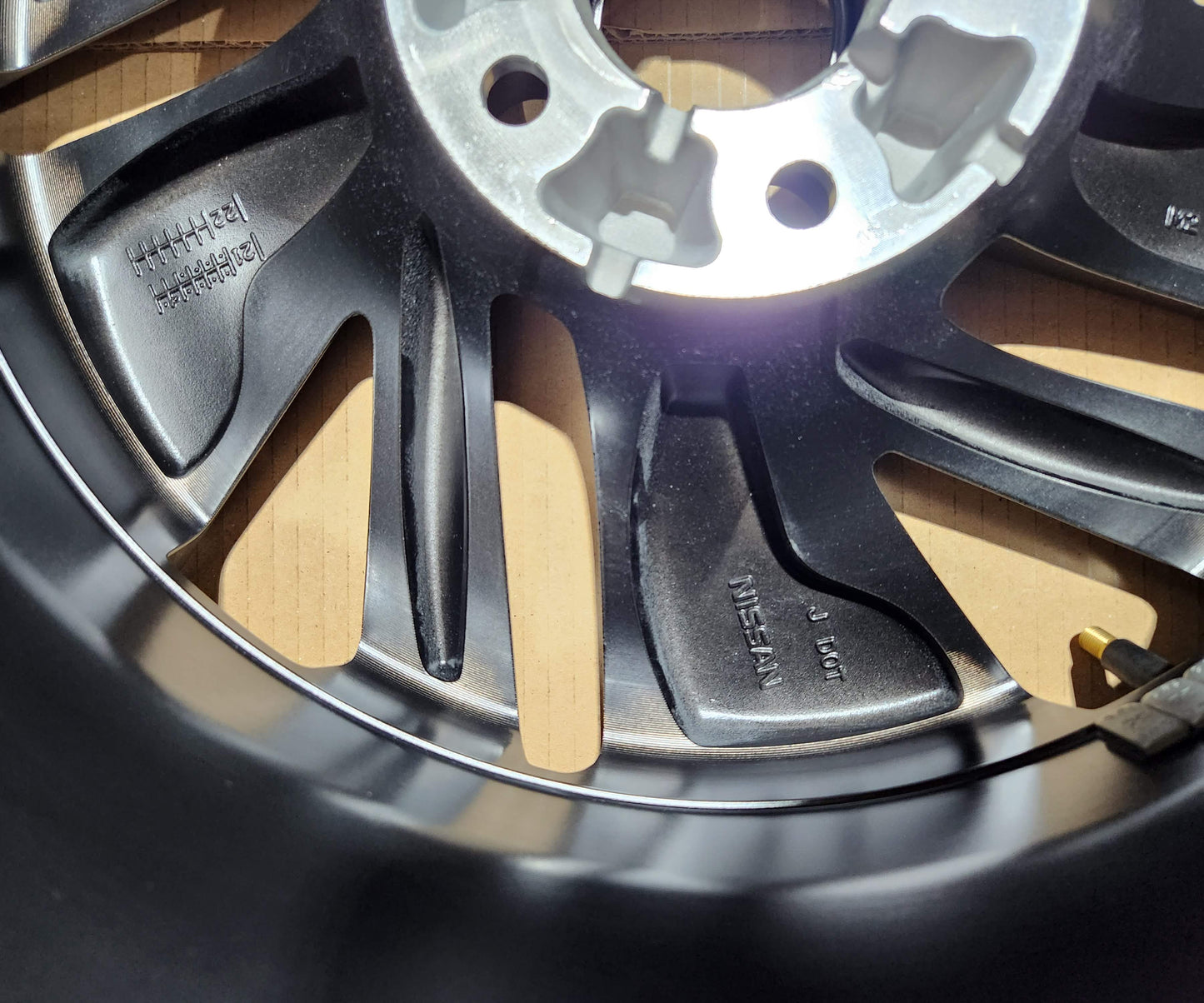 Nissan Qashqai 17’’ Grey Alloy Wheel 7J 40 Offset D03006Ua2A Wheels