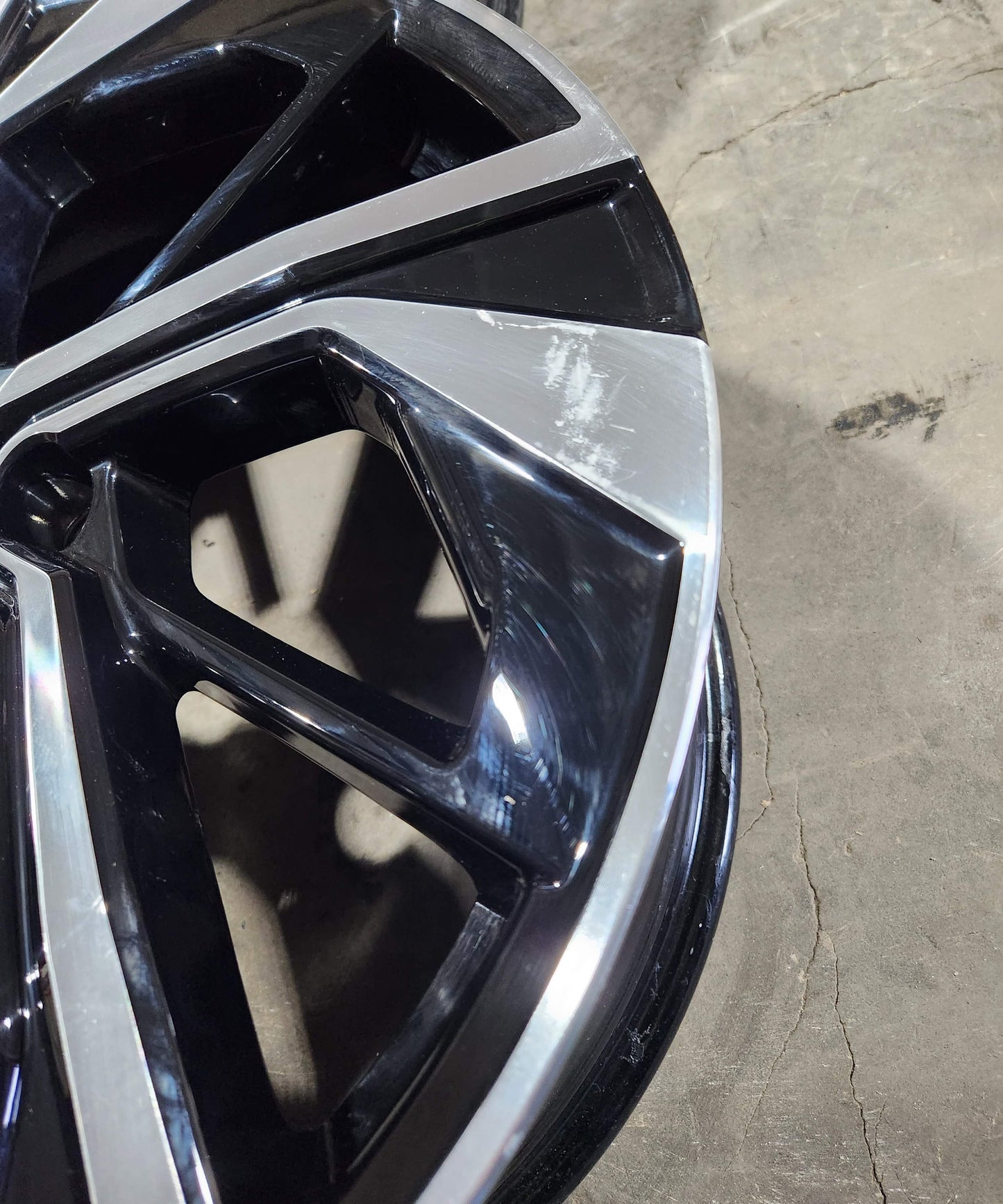 Nissan Qashqai 20’’ Alloy Wheels Diamond Cut And Gloss Black Set Of 4 6Ua6A