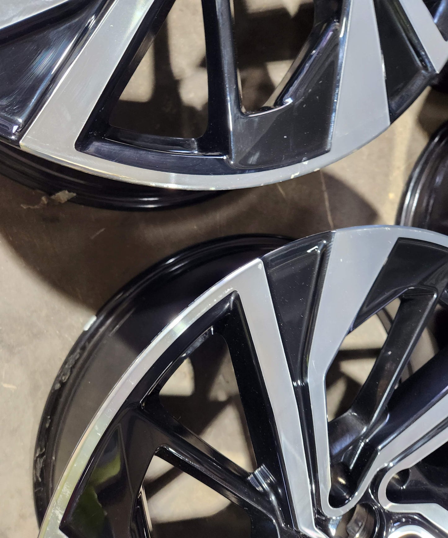 Nissan Qashqai 20’’ Alloy Wheels Diamond Cut And Gloss Black Set Of 4 6Ua6A