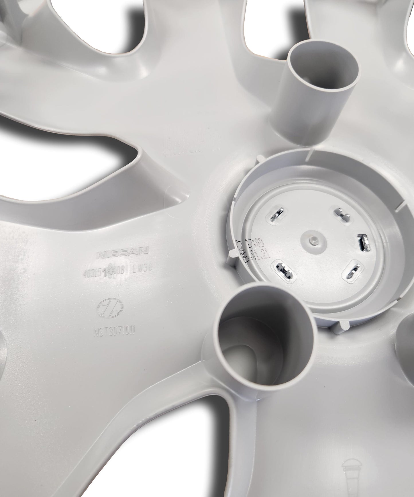 Nissan Leaf Wheel Cover 16’’ 2013-16 403151Kk0B