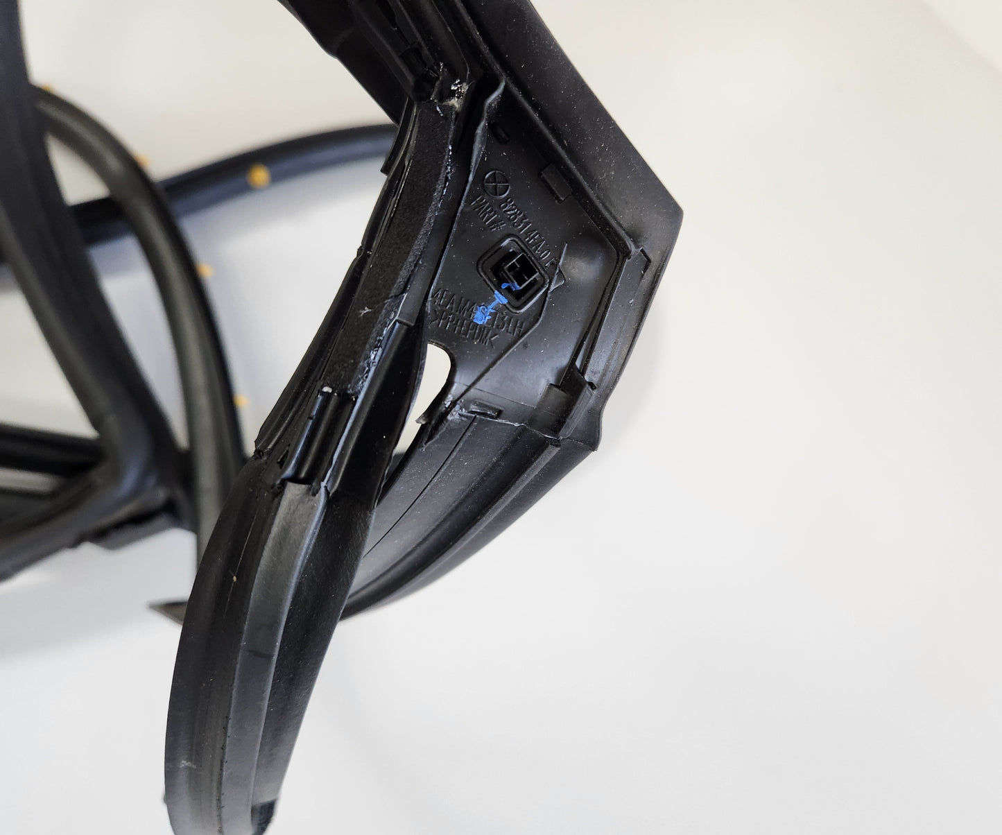 Nissan Qashqai Left Rear Door Seal 828314Ea0E (J11 2016-20)