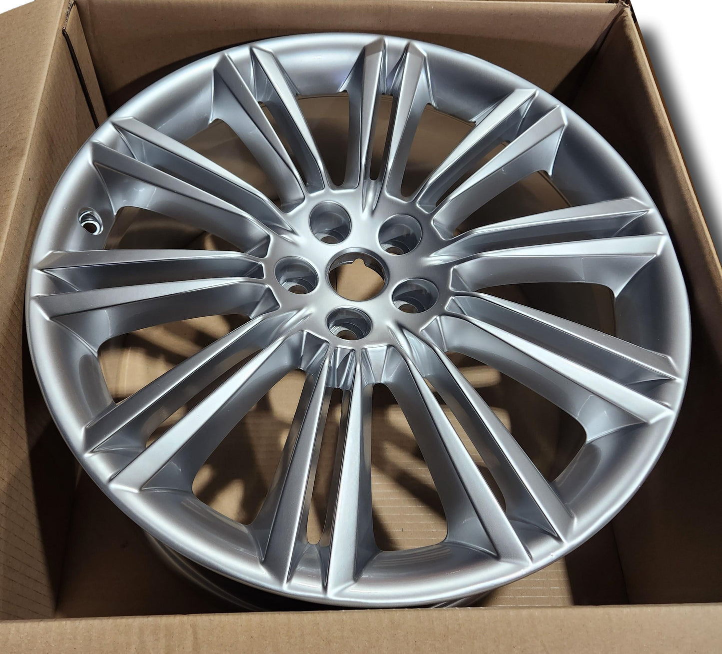 Jaguar Xj 20’’ Kasuga Silver Set Of Alloy Wheels C2D4246 C2D4245 179679
