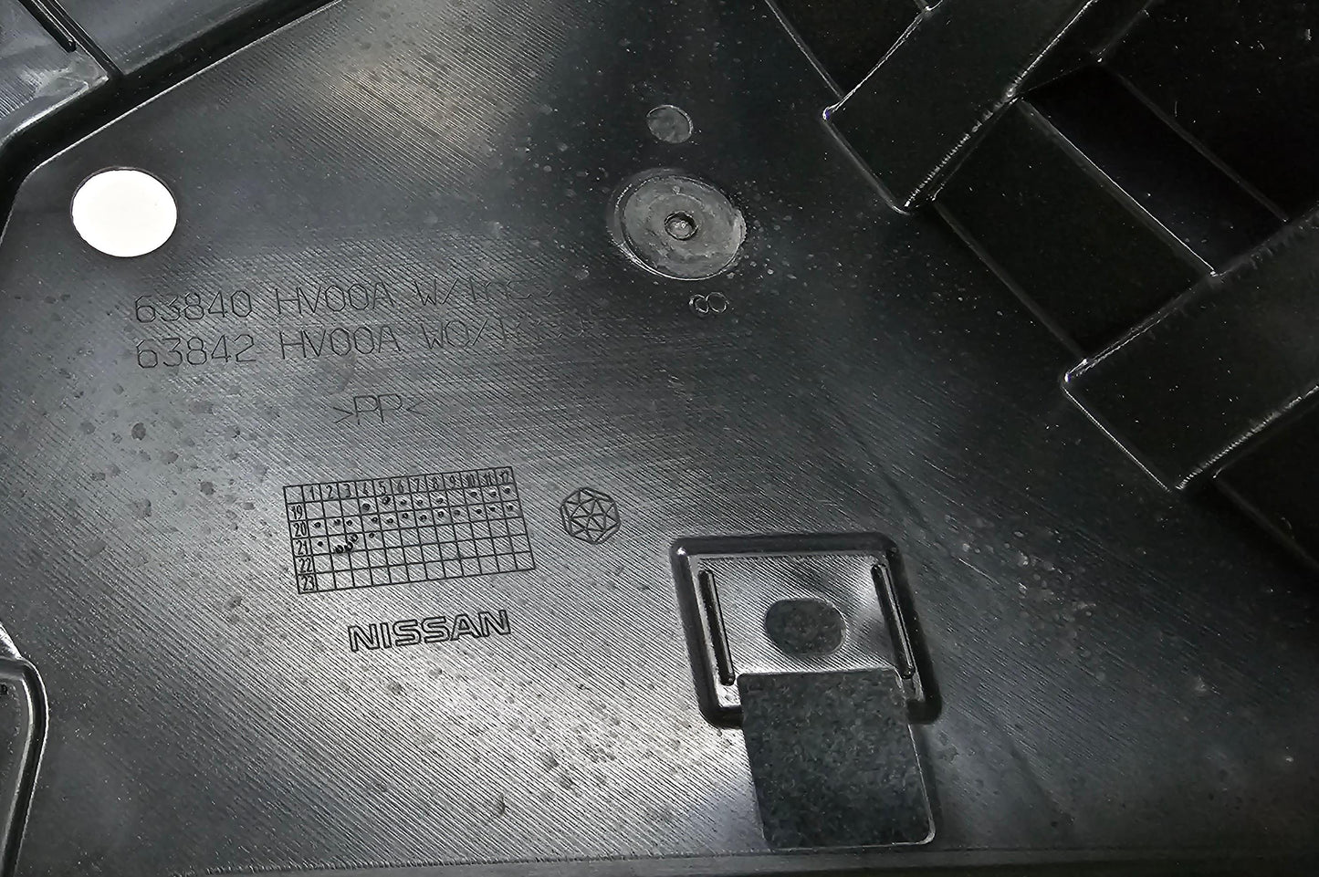 Nissan Qashqai Wheel Arch Liner Right Front New 63840Hv00A J11 2016-20