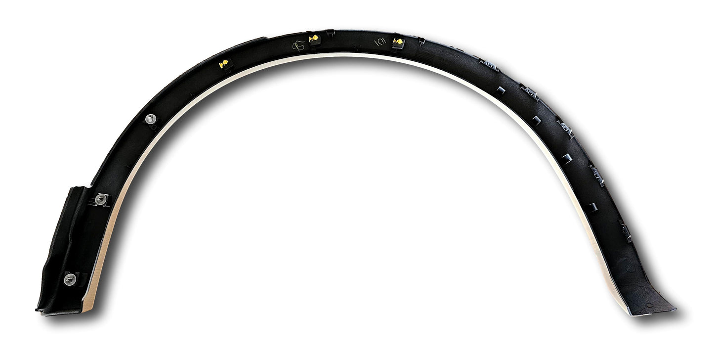 Genuine Nissan Qashqai Rear Wheel Arch Trim Pearl White 93828 Hv11A 2018-21 (03112023)