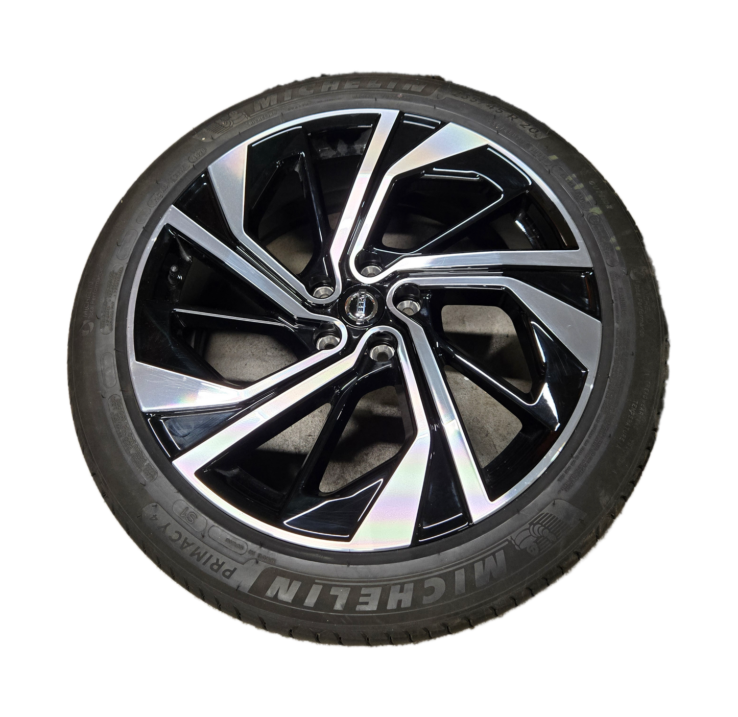 Nissan Qashqai Tekna 20’’ Alloy Wheel And Tyre Single 2021>On 6Ua6A