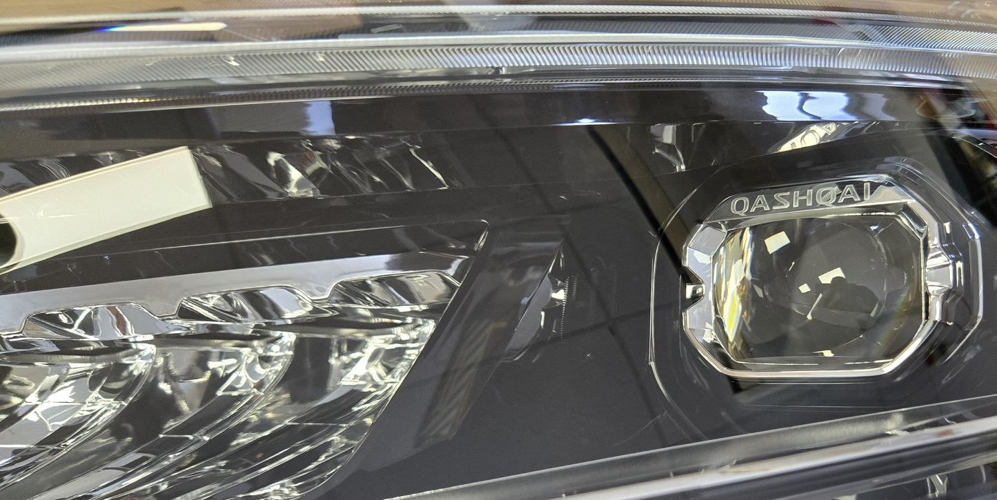 Genuine New Nissan Qashqai Headlight Led Left Hand Drive Side 26060Hv05B