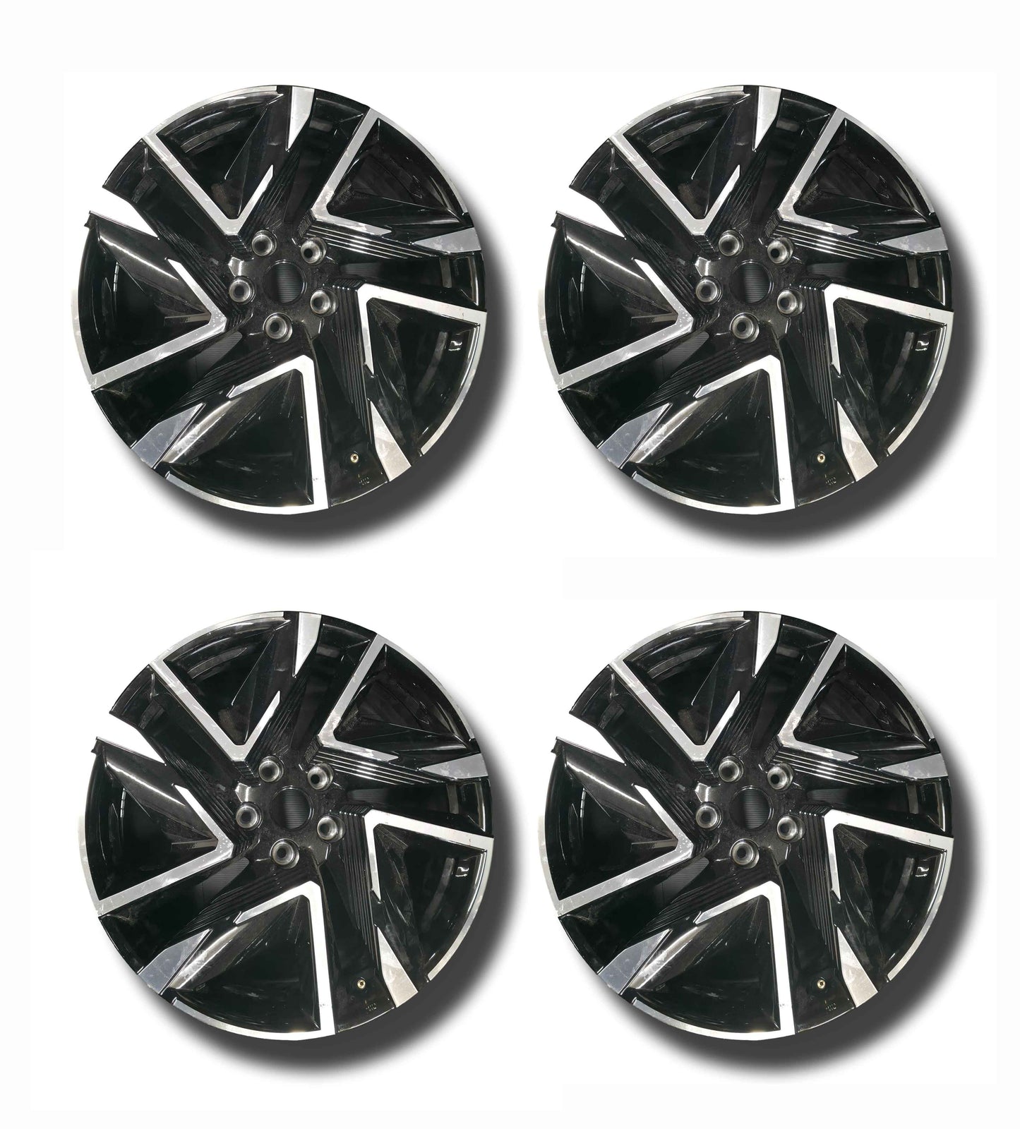 Nissan Juke 19’’ Alloy Wheel Set of 4 7.5J 35 D0300HS03A