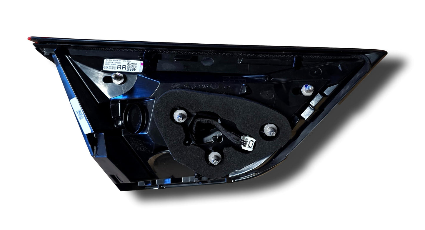 Nissan Juke Rear Right Tailgate light 2021-24 265506PA6A (#16052025)