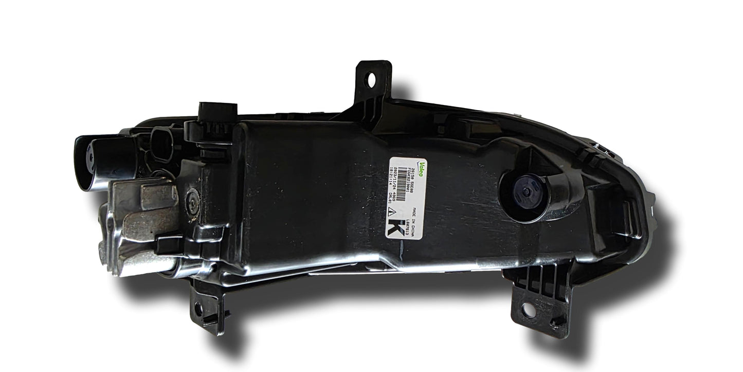 Genuine Nissan Leaf Fog Light Right Side 2019-22 261505SE0B