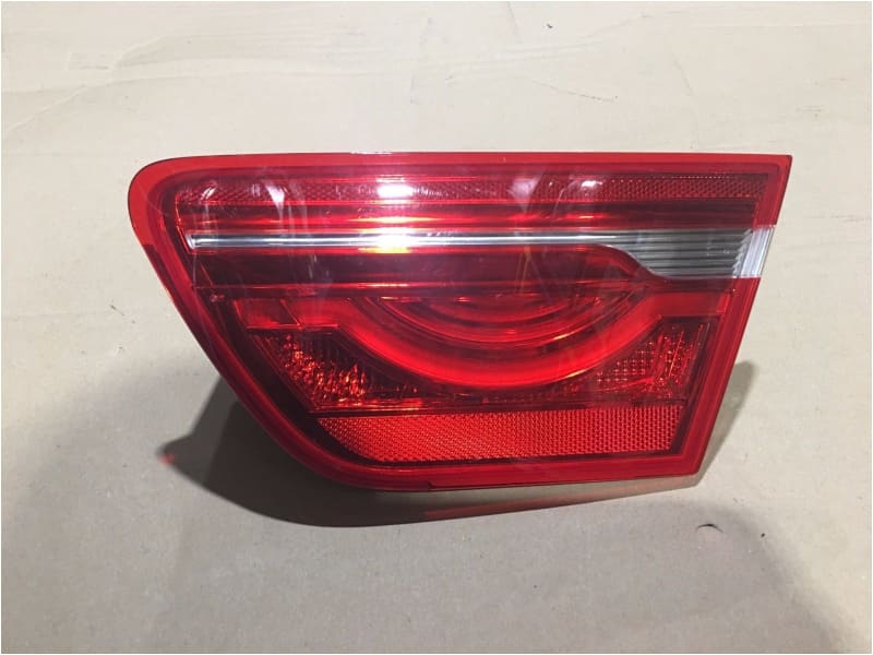 Jaguar XE Rear Tail Lamp right boot light Right side T2H1055 GX7315K272A Jaguar