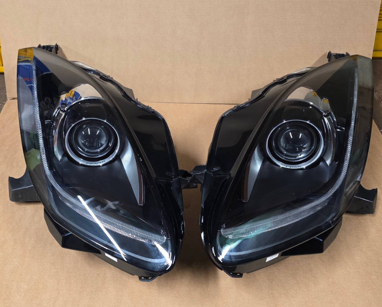 Jaguar F Type HID Headlights EX5313W029D EX5313W030D