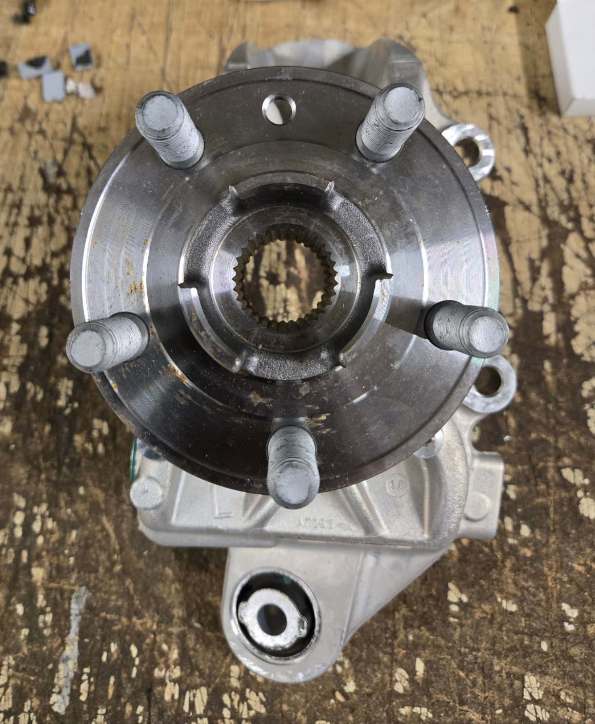 Range Rover Evoque Rear Knuckle And Hub Left Hand Lr068884 Lr024427 Ebay Motors Parts & Accessories