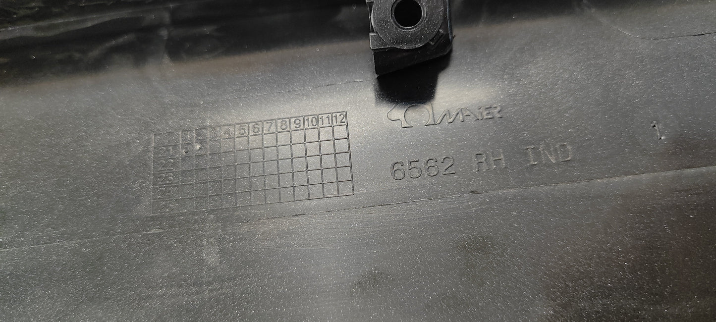 Nissan Qashqai Rear Bumper Moulding Lower Right Hand 85086Hv02A J11 2017-21