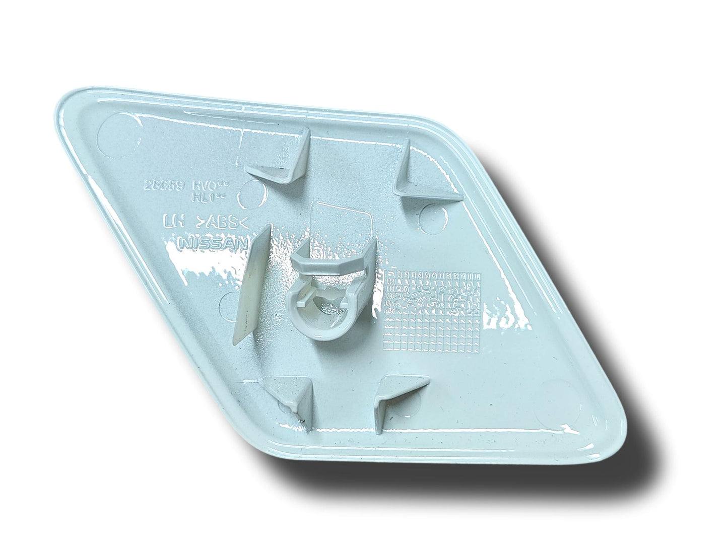 Nissan Qashqai Headlight Washer Jet Cover Left Hand White