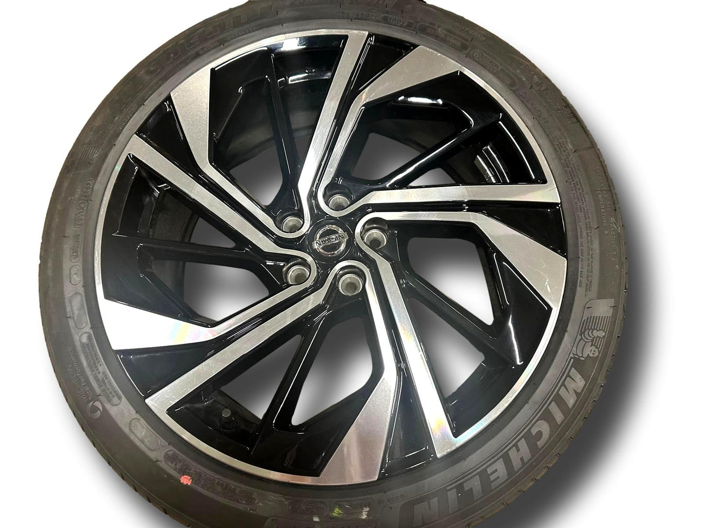 Nissan Qashqai Tekna 20’’ Alloy Wheel And Tyre Single 2021>On 6Ua6A