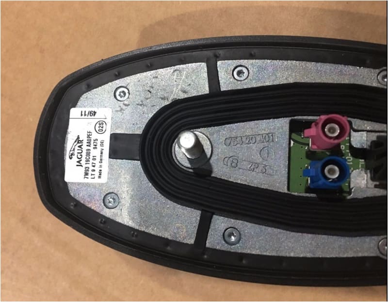 Jaguar D A B antenna module - C2C37127 7W9319C089AAW Norfolk Prestige Car Parts UK Ltd