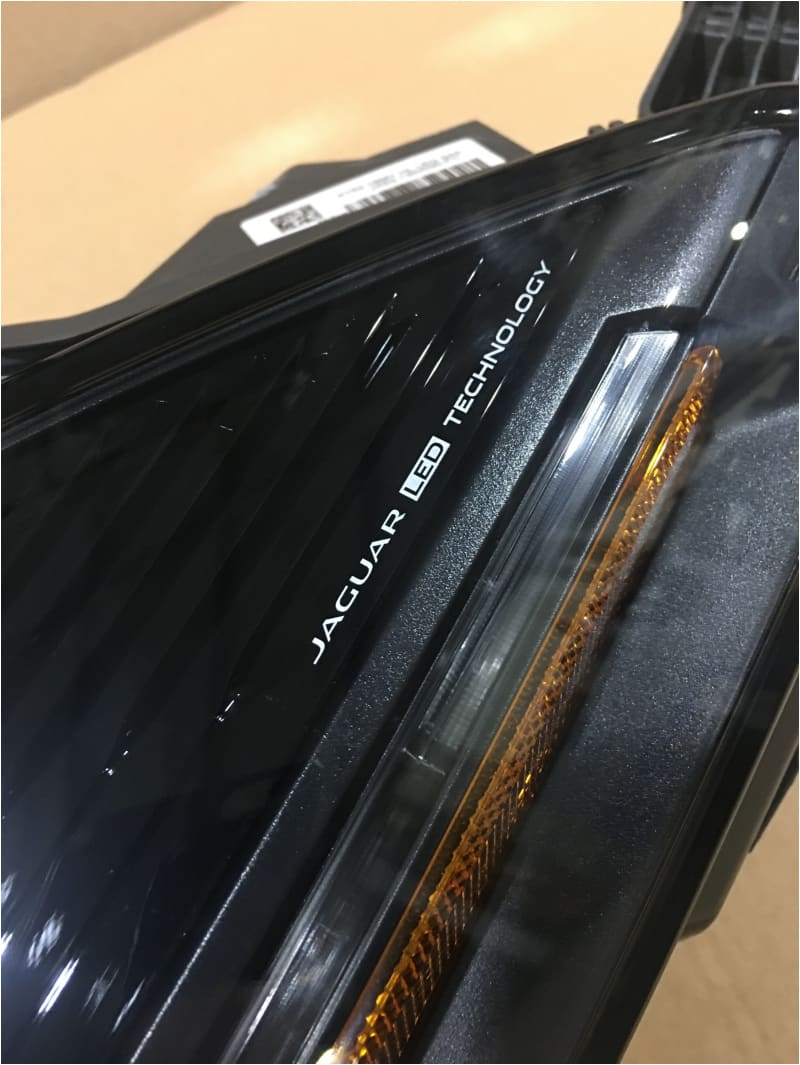 Jaguar F Type Headlight LED USA 2018>on Pair T2R29122 T2R29119 JX5313W030 Norfolk Prestige Car Parts UK Ltd