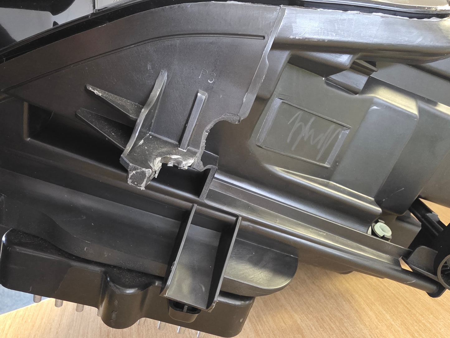 Jaguar F Type Headlight LED AFS MY18 RH UK T2R75682 JX5313W029G