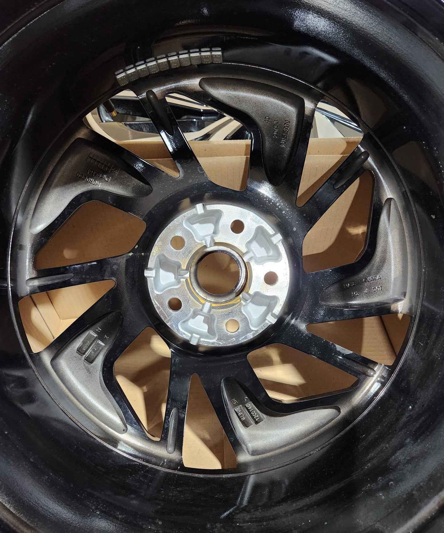 Nissan Qashqai 20" Alloy Wheels Diamond Cut and Gloss Black set of 4 6UA6A