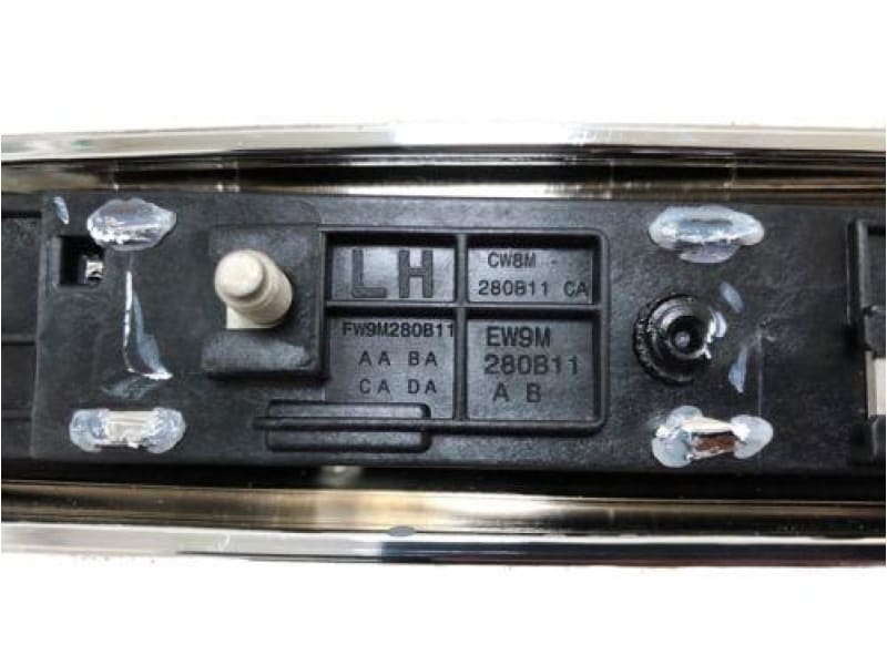 Genuine Jaguar XJ Autobiography Side Vent Finishers C2D25492 C2D25493 Jaguar OEM