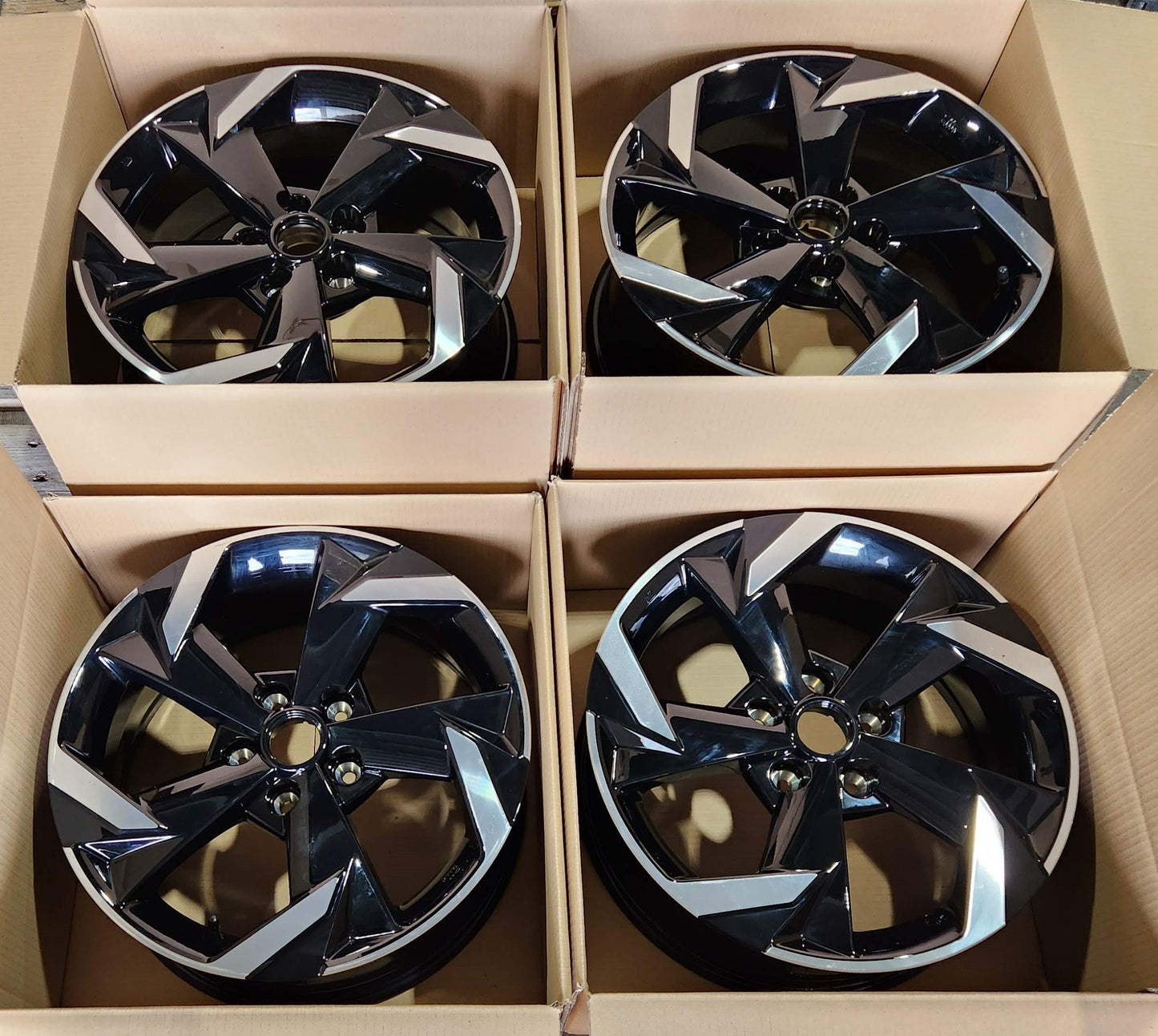 Nissan Juke 17’’ Alloy Wheels Set Of 4 Diamond Cut Gloss Black 7J 35 With Tyres