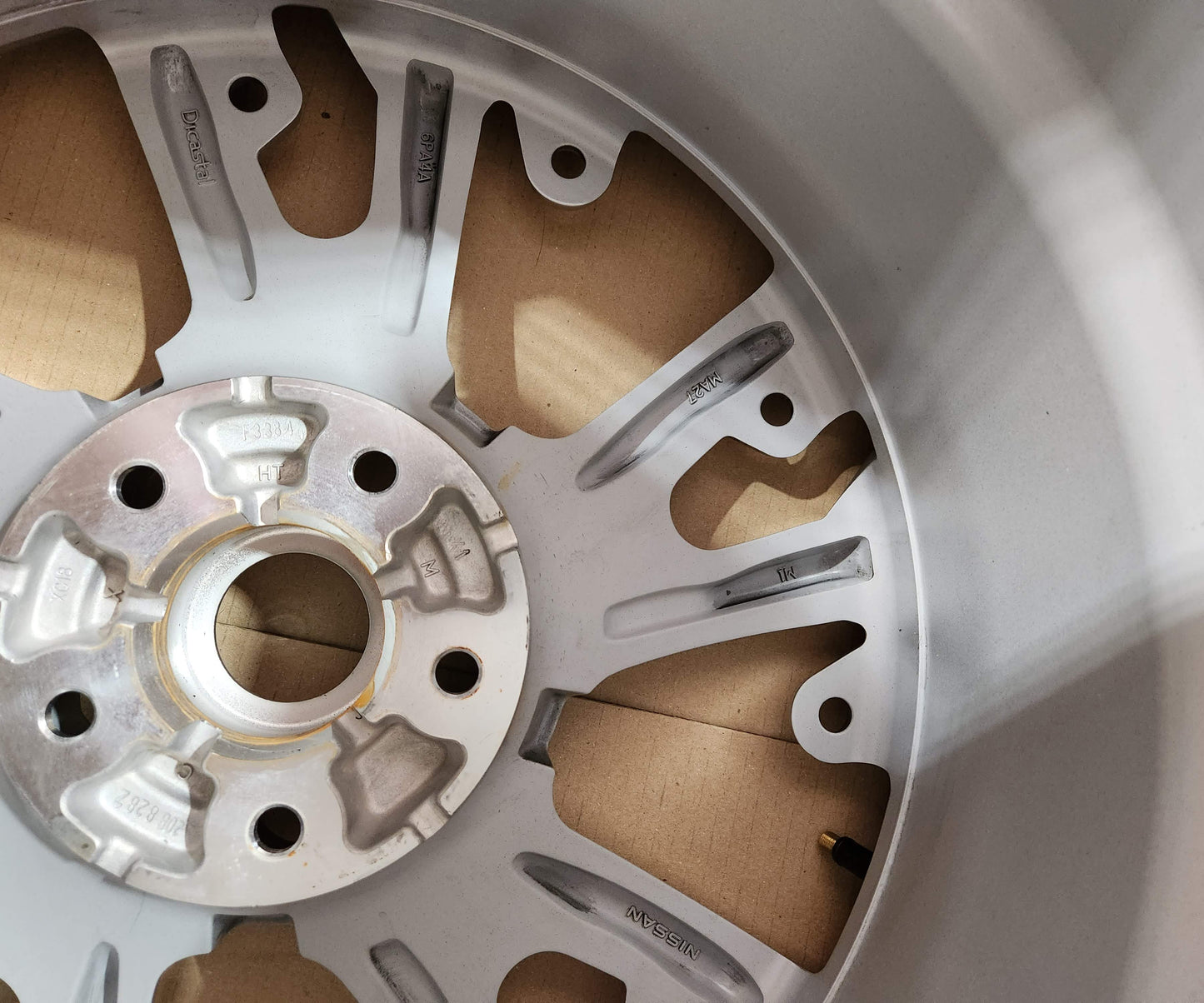 Nissan Juke 19’’ Aero Silver Alloy Wheel 7.5J 35Off Wheels