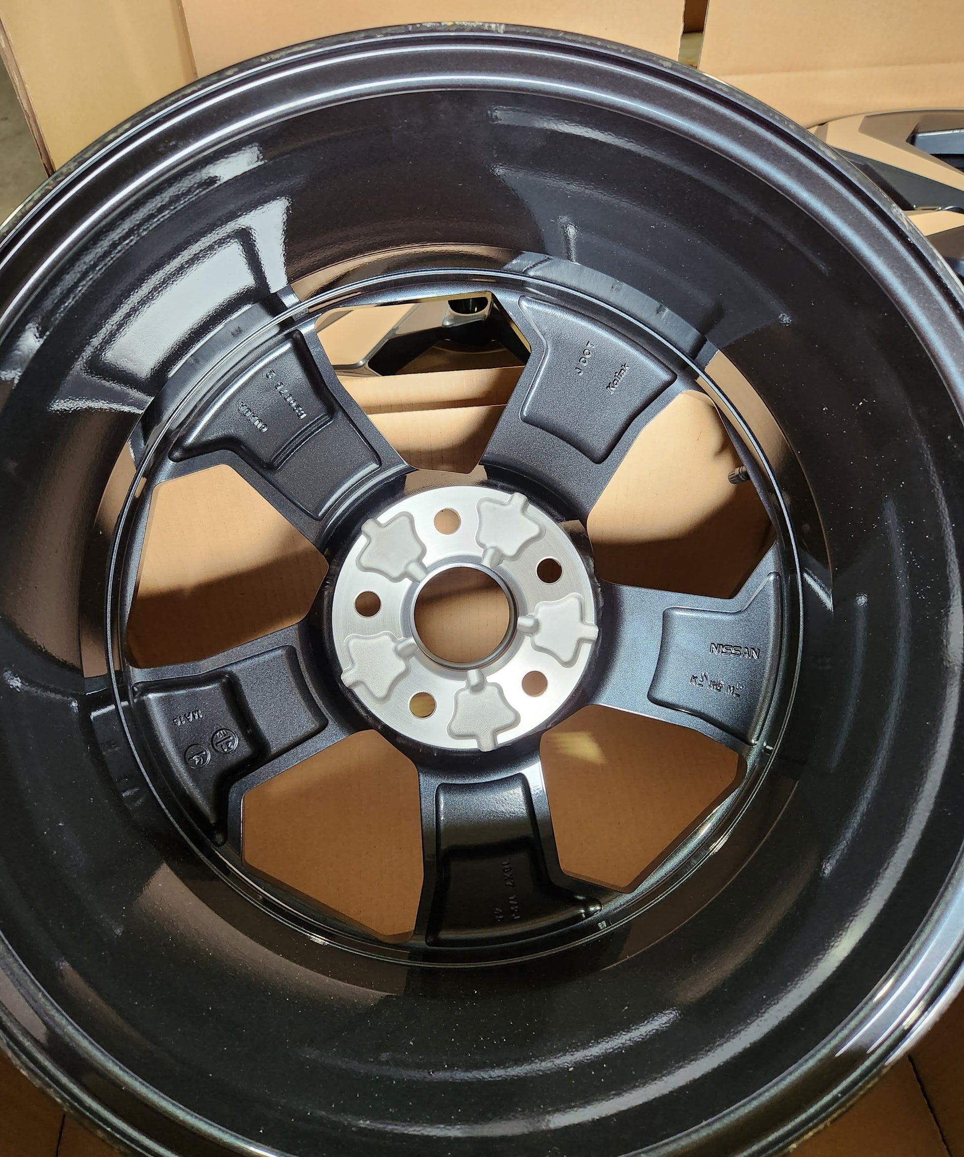 Nissan Qashqai 18’’ Alloy Wheels Diamond Cut And Grey Set Of 4 D03006Ua3A