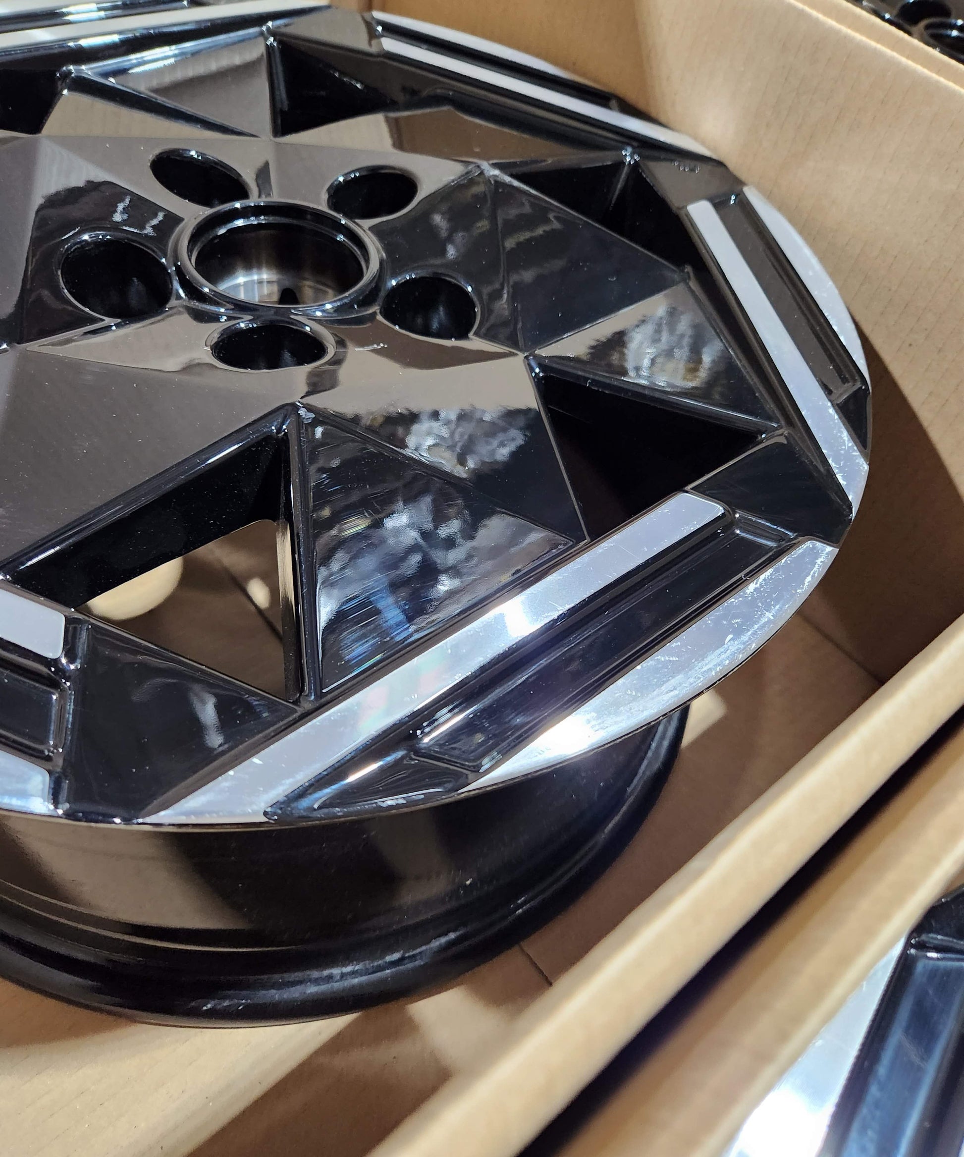 Nissan Leaf 16’’ Alloy Wheel Diamond Cut Gloss Black 6.5J 40 403005Sj3E Wheels