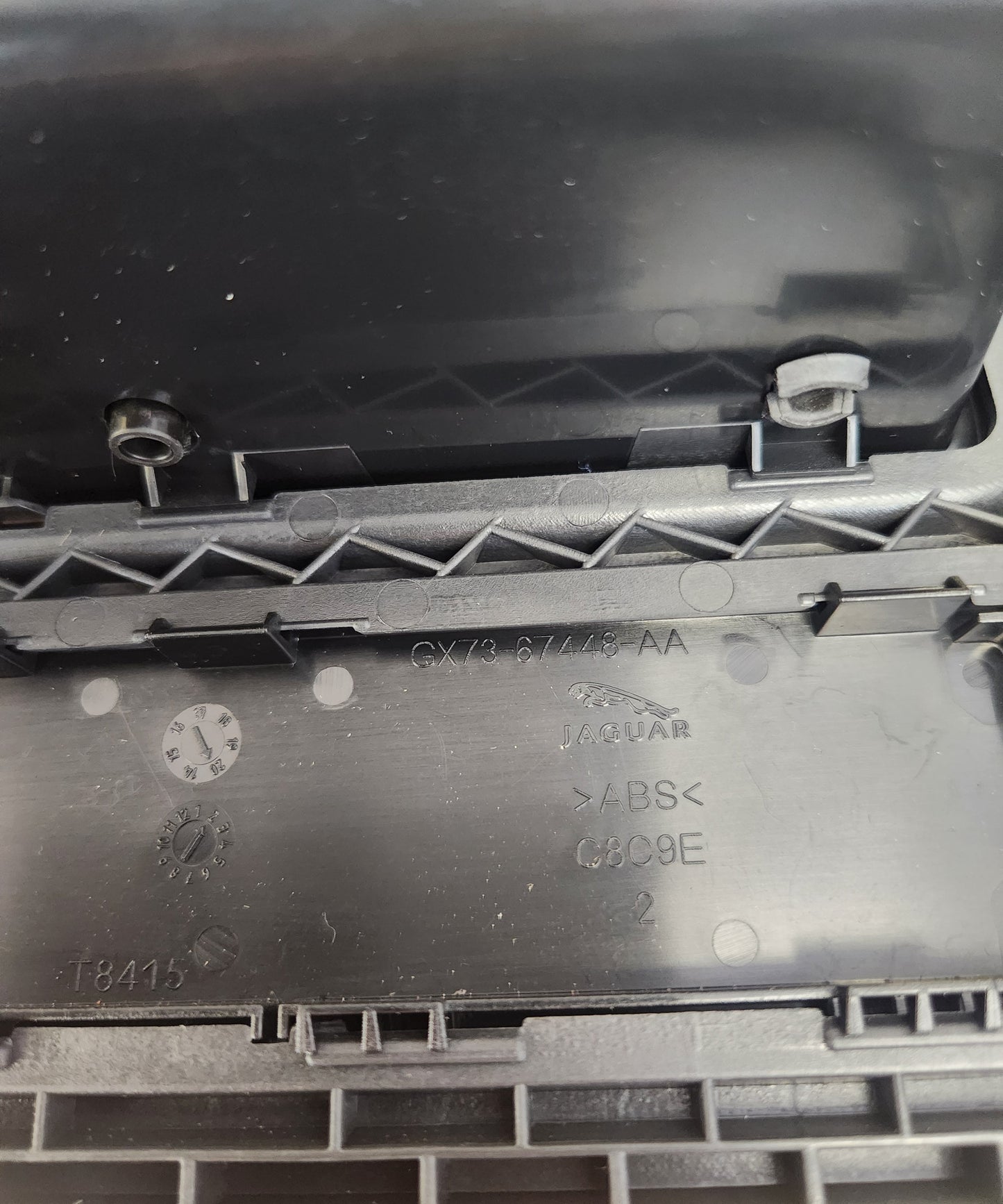 Jaguar Xf Centre Console Finisher T2H3376 Gx7304569A (#19032023)