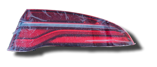 Jaguar Xe Rear Light Rh Bodyside Usa Only T4N25428 Lx7313404Ba