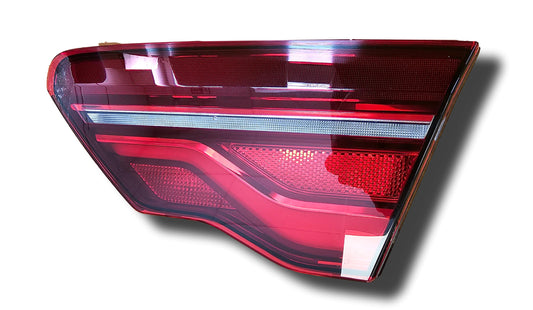 Jaguar Xe Rear Light Rh Boot Usa Only T4N25432 Lx7313A420Ba (#19032023)