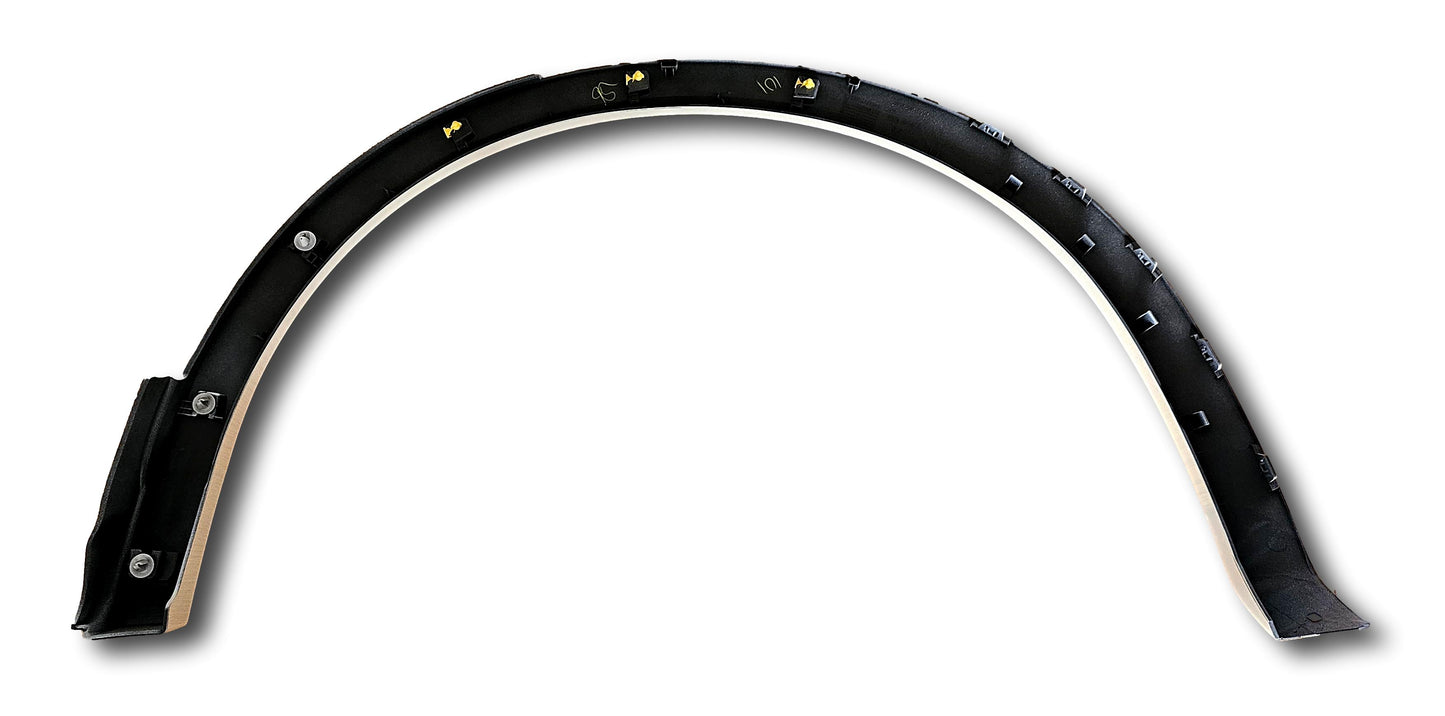 Embellecedor de arco de rueda trasera genuino Nissan Qashqai blanco perla 93828 HV11A 2018-21 (03112023)