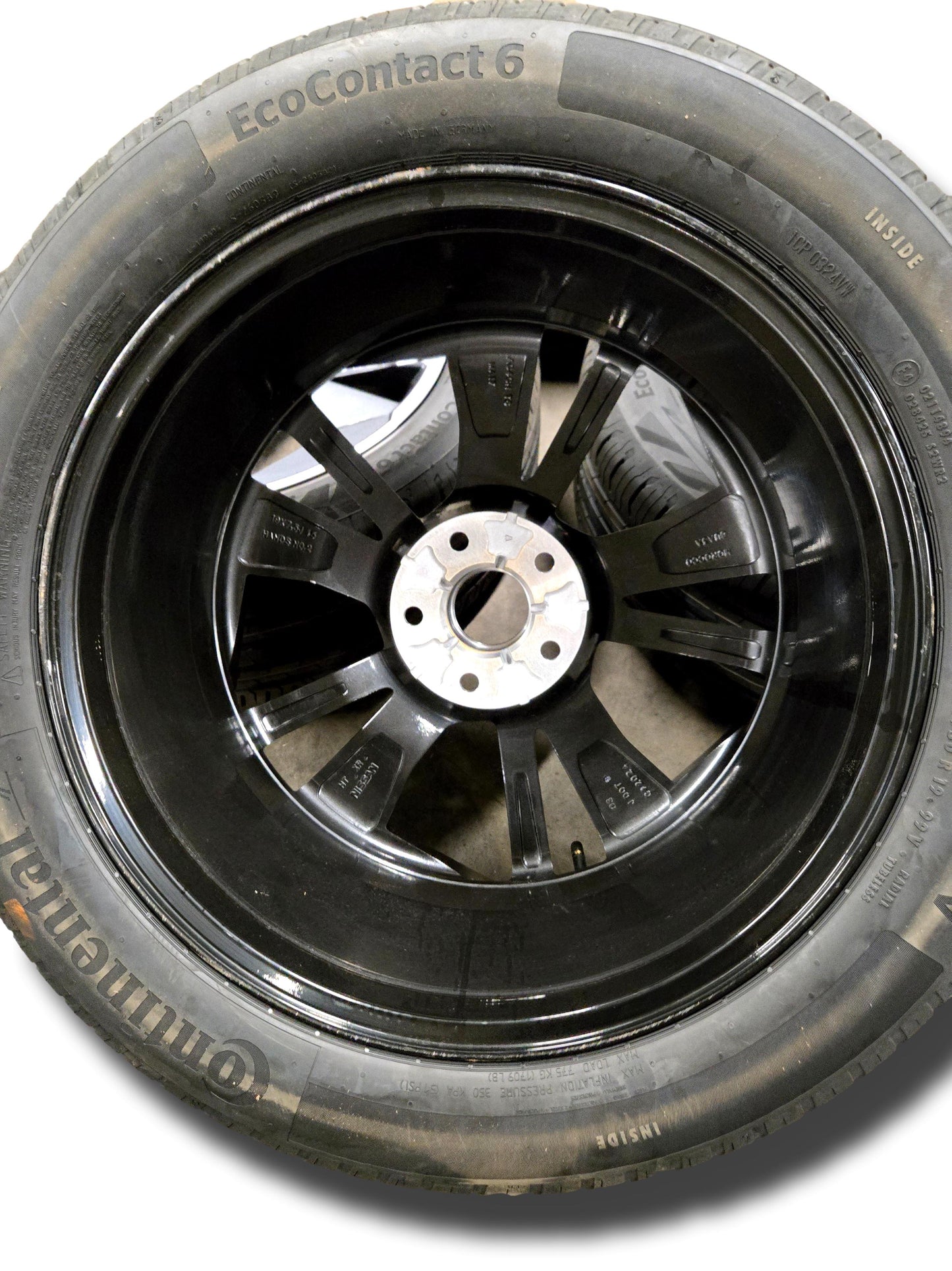 Genuine Nissan Qashqai 19’’ Alloy Wheel And Tyre Set J12 2021-2024
