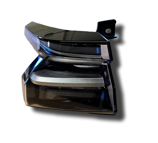 Nissan Qashqai Left Rear Tailgate Light (J12) 2024> 26555HN20A