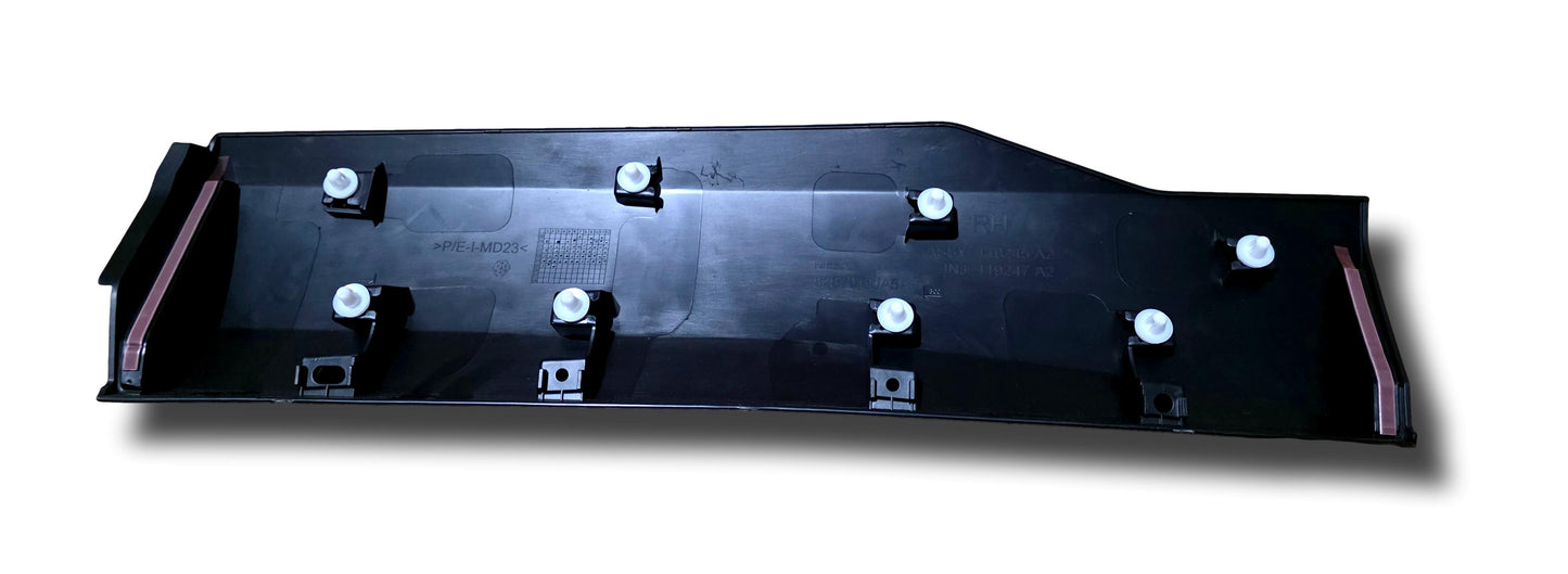 Nissan Qashqai Door Moulding Rear Door Right side 828706UA5A J12 2021-25