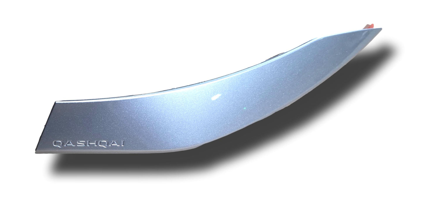 New Nissan Qashqai Headlight Moulding Trim RH 624146UA0C 2021-24