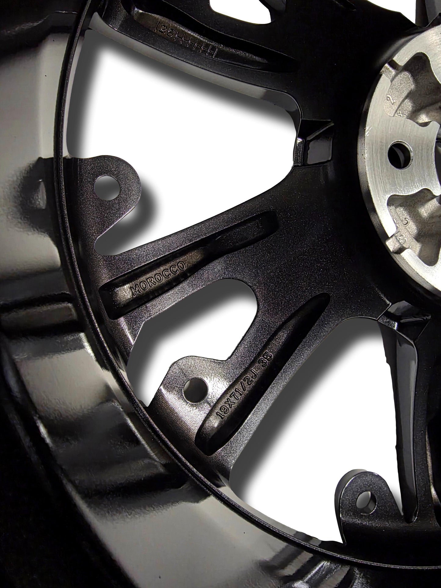 Nissan Juke 19" Aero Grey Alloy Wheel 7.5J 35off