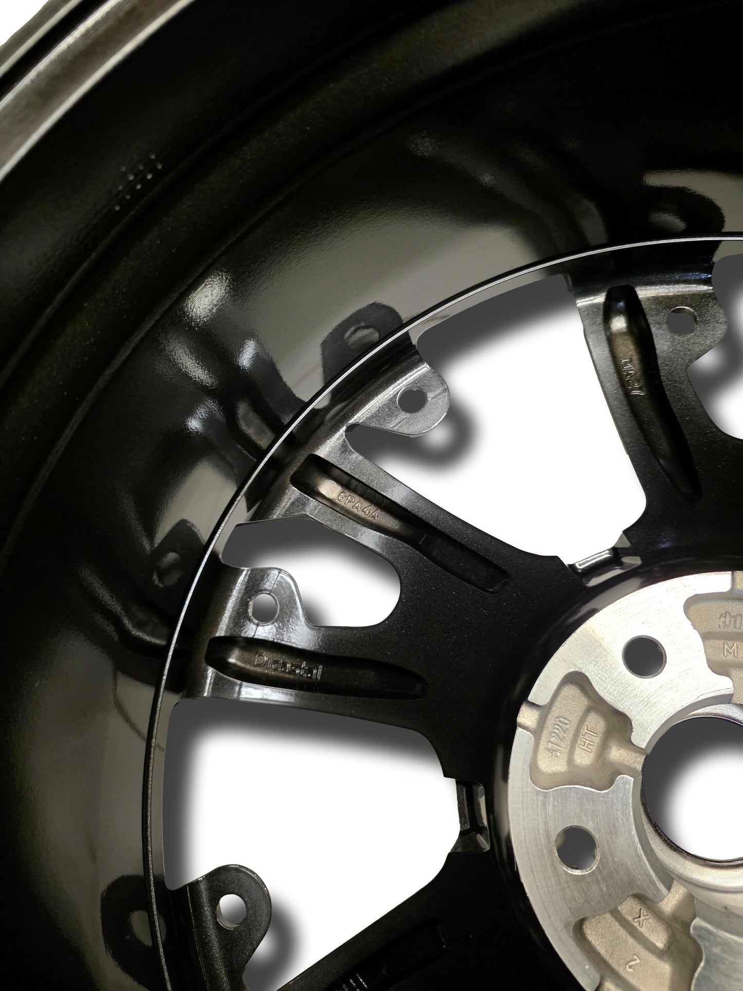 Nissan Juke 19" Aero Grey Alloy Wheel 7.5J 35off