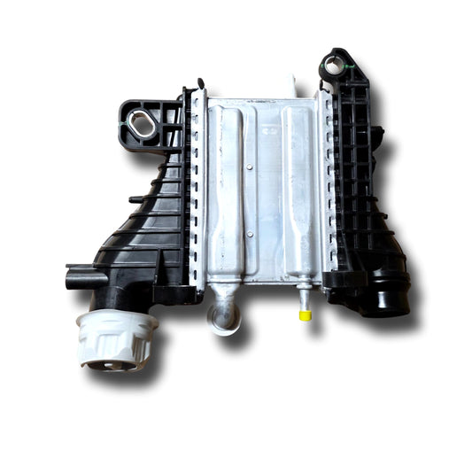 Genuine New Renault Capture 2 1.5 diesel Turbo Intercooler 144967867R